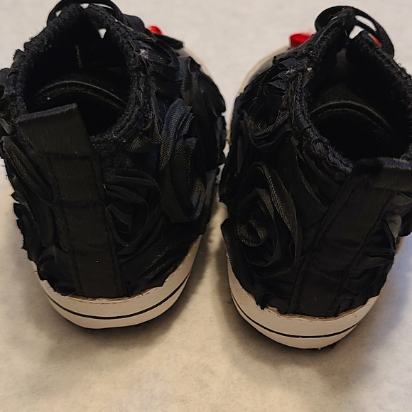 Disney Minnie Mouse high top slip on runners - Picture 5 of 7